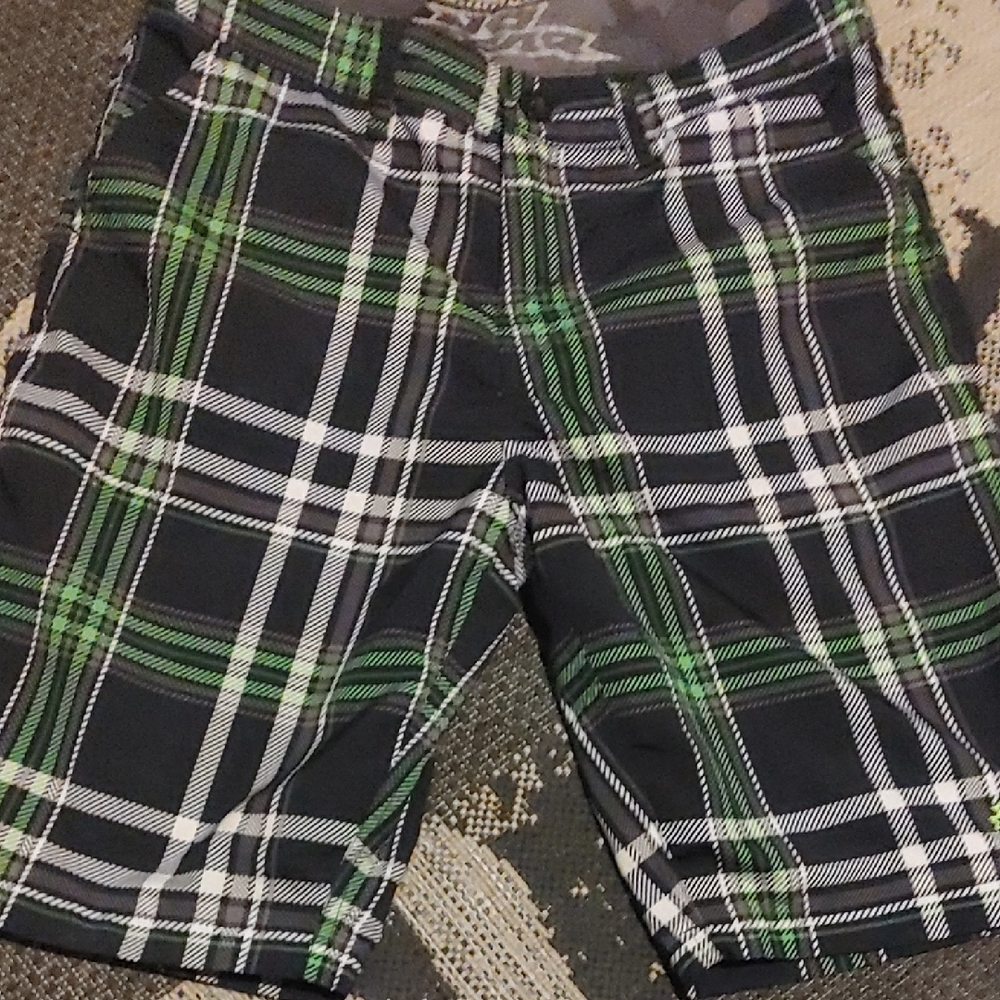 Plaid Green and Black Men's Shorts Sz 32